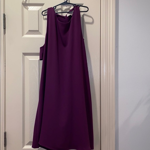 Purple Swing Dress - Picture 2 of 4